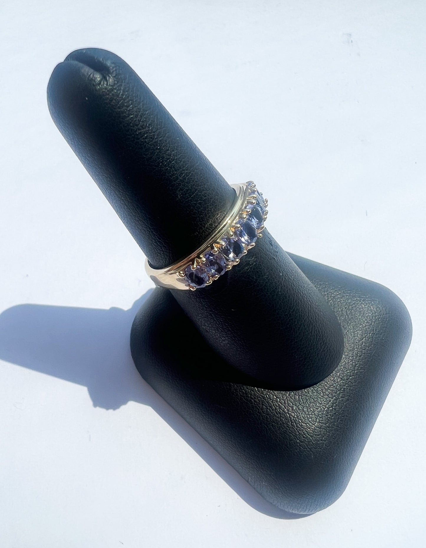 14k yellow gold and oval cut tanzanite ring