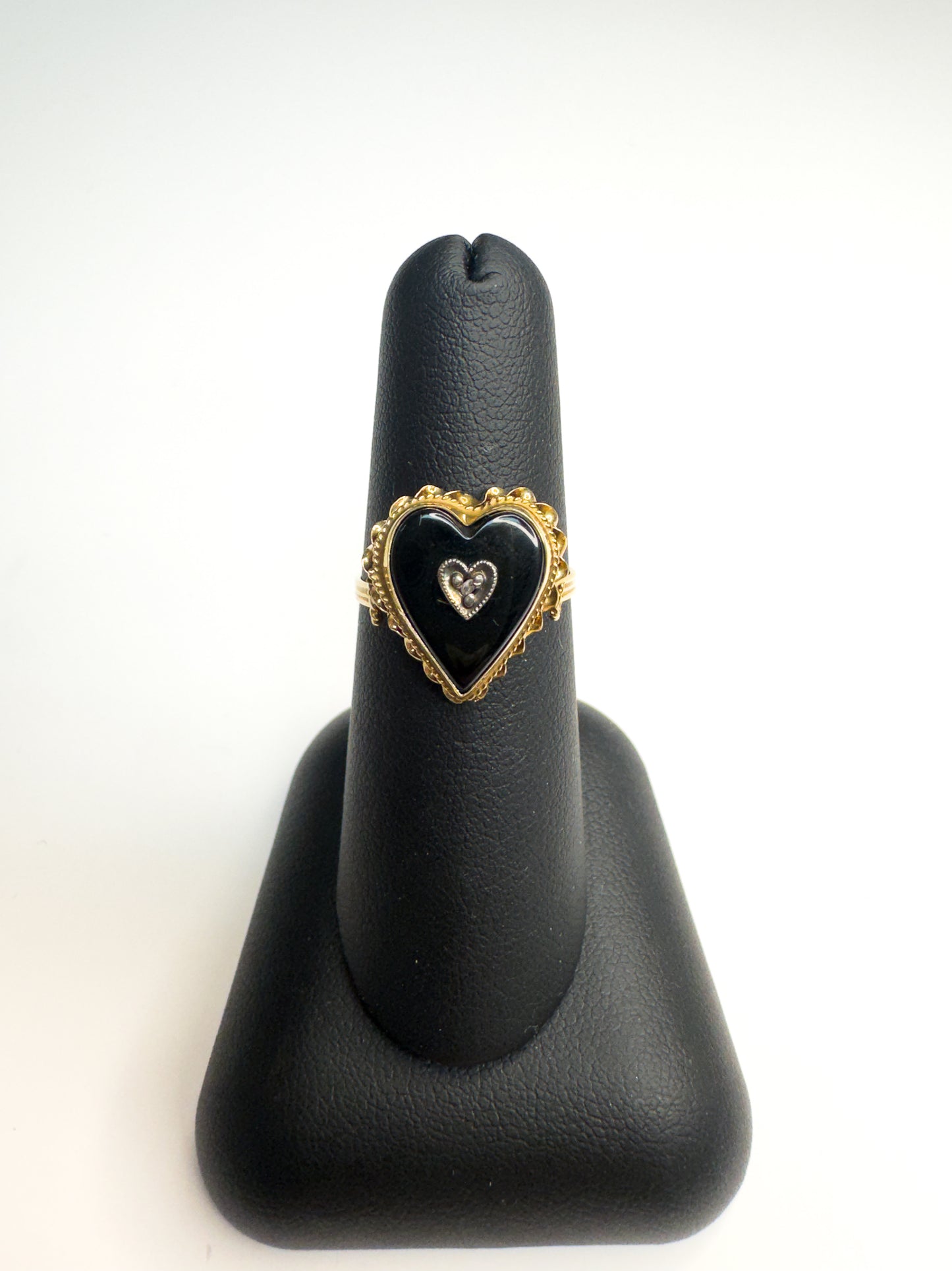 Antique Yellow Gold Back Onyx Heart Ring