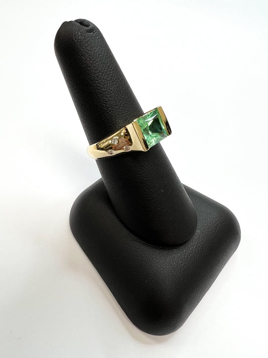 Green CR Sapphire & Diamond Ring