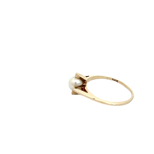 Pearl Ring