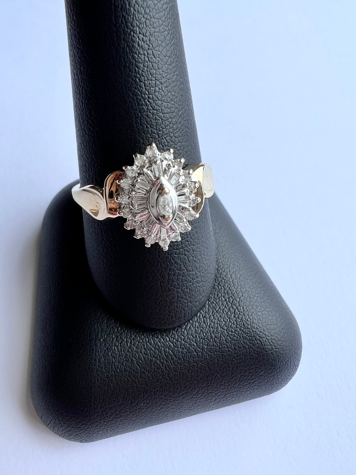 Vintage 10K & Diamond Ring