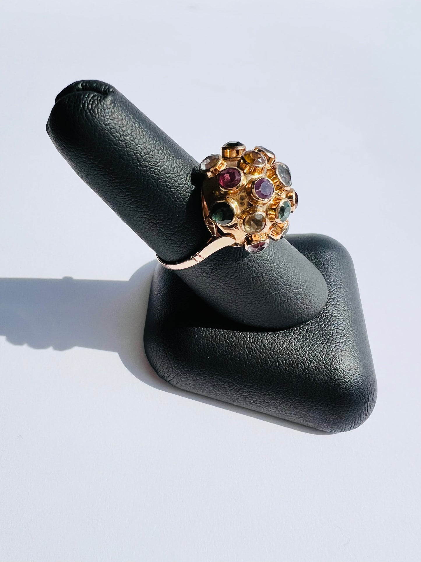 18K Yellow Colored Stone Ring