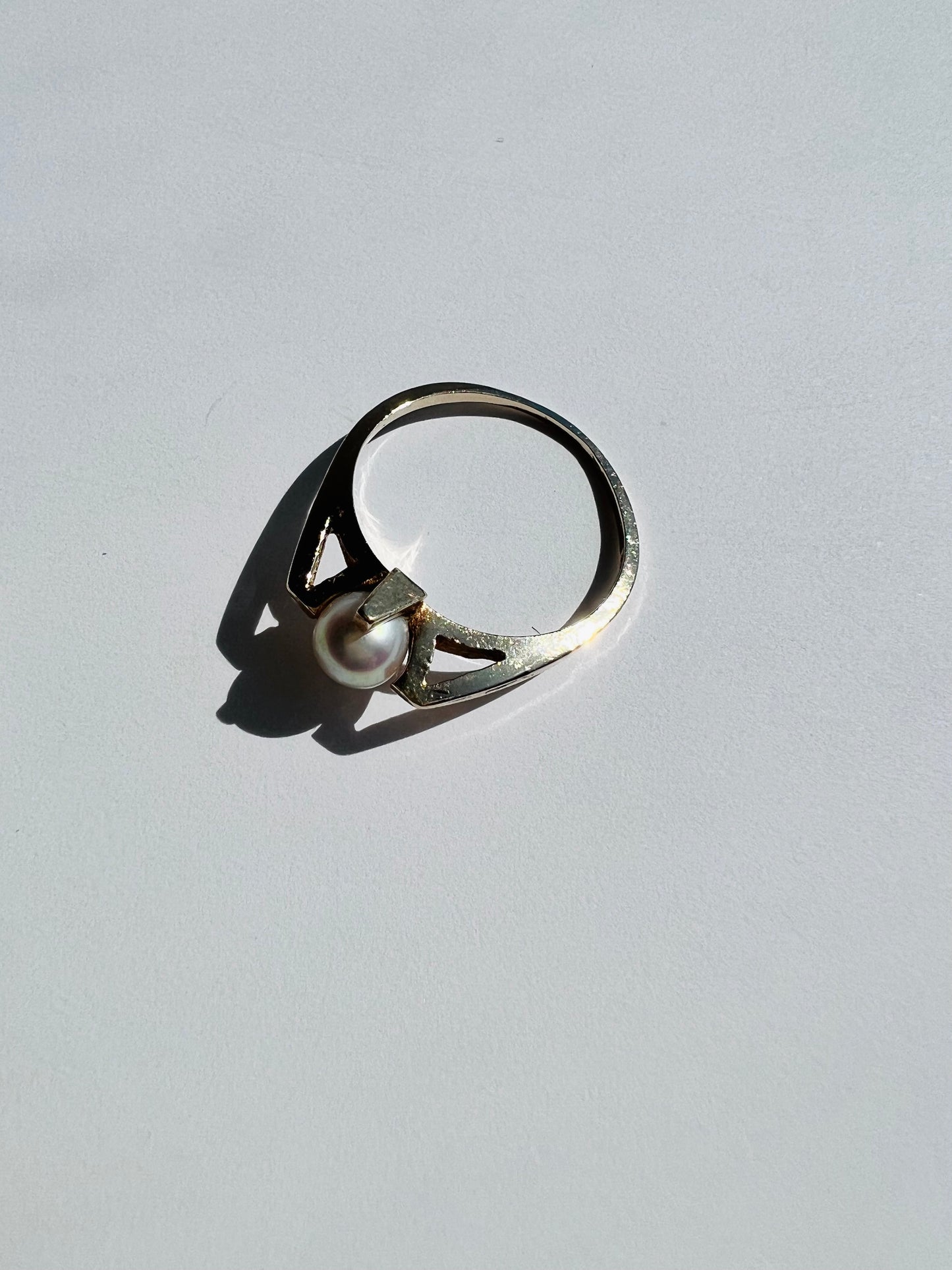 Vintage Geometric Pearl Ring