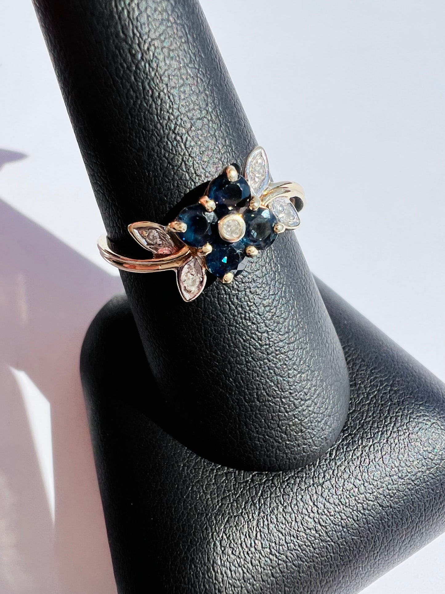 Vintage 14K Yellow Blue Sapphire & Diamond Flower Ring