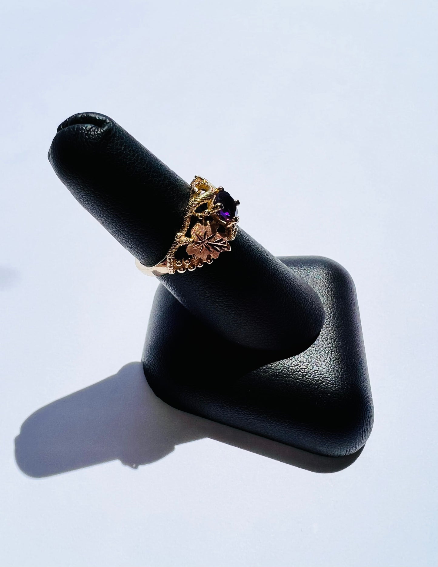 10K Tricolor Amethyst Nature Ring